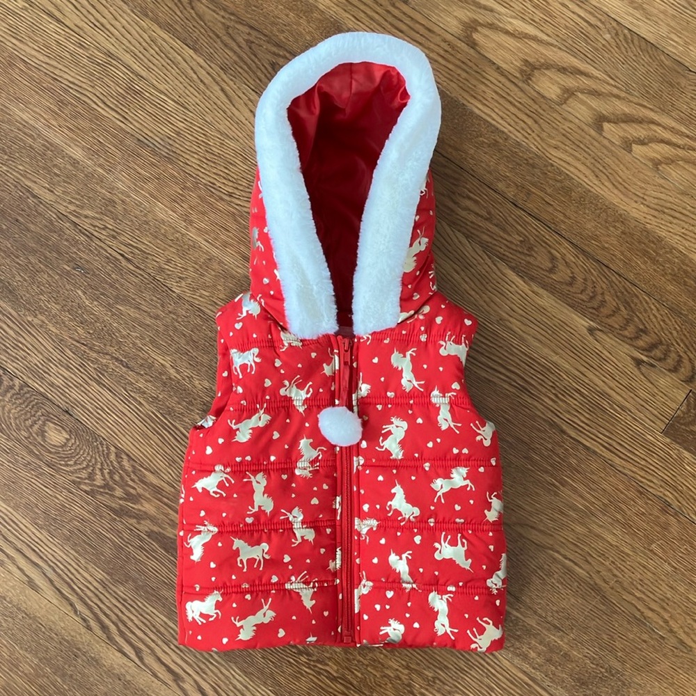 Isaac Mizrahi Red and White Quilted Hooded Vest with gold unicorns